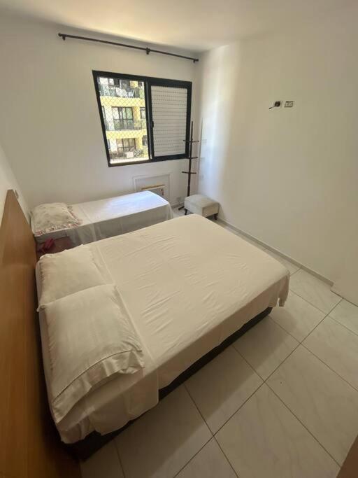 - 1 - 730 Apartment *